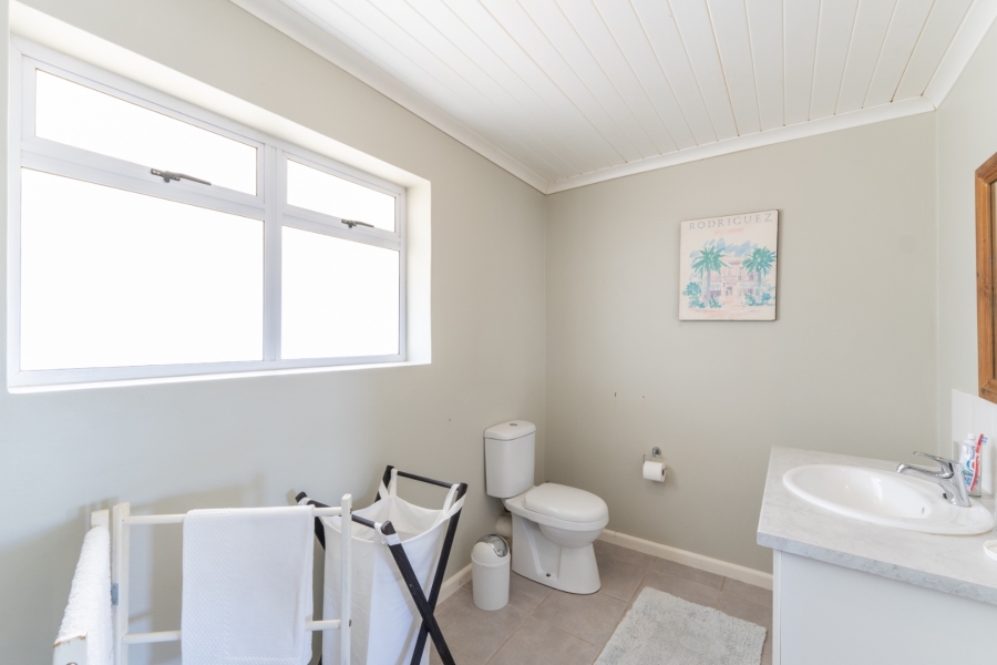 1 Bedroom Property for Sale in Napier Western Cape
